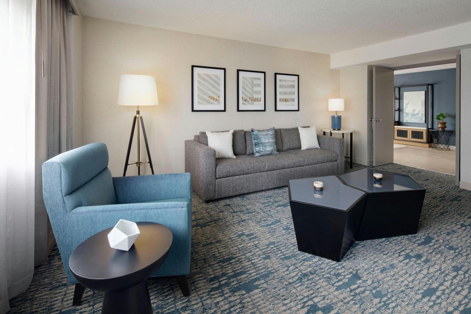 Sheraton Philadelphia Downtown Екстериор снимка