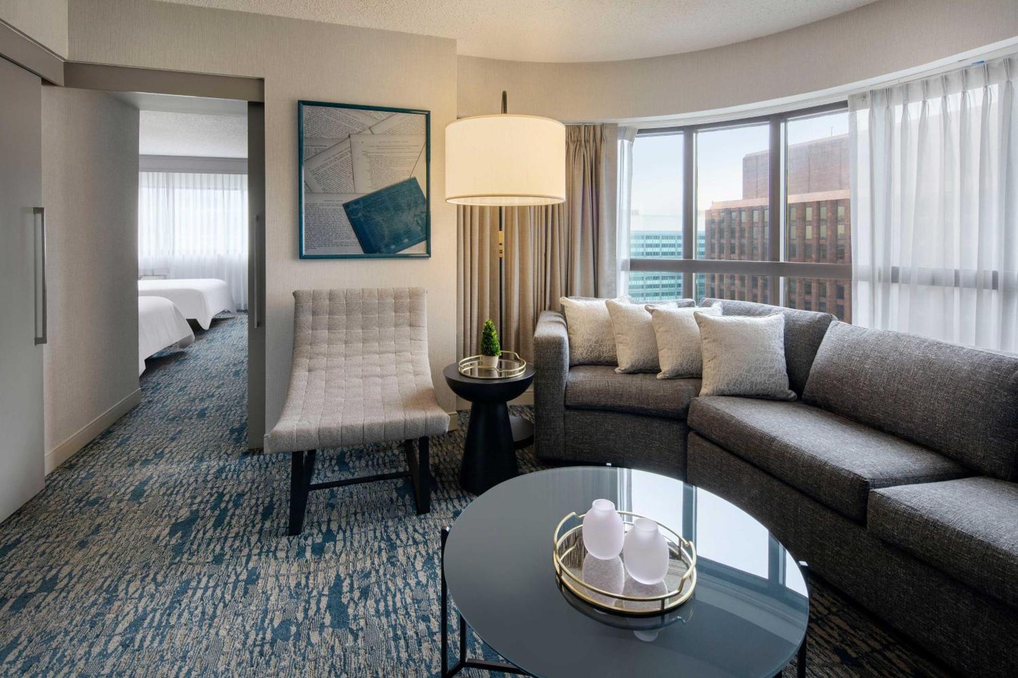 Sheraton Philadelphia Downtown Екстериор снимка